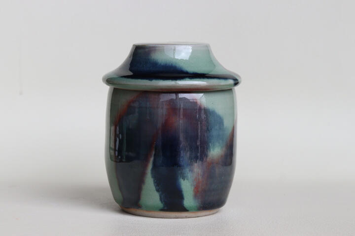 Jar with lid